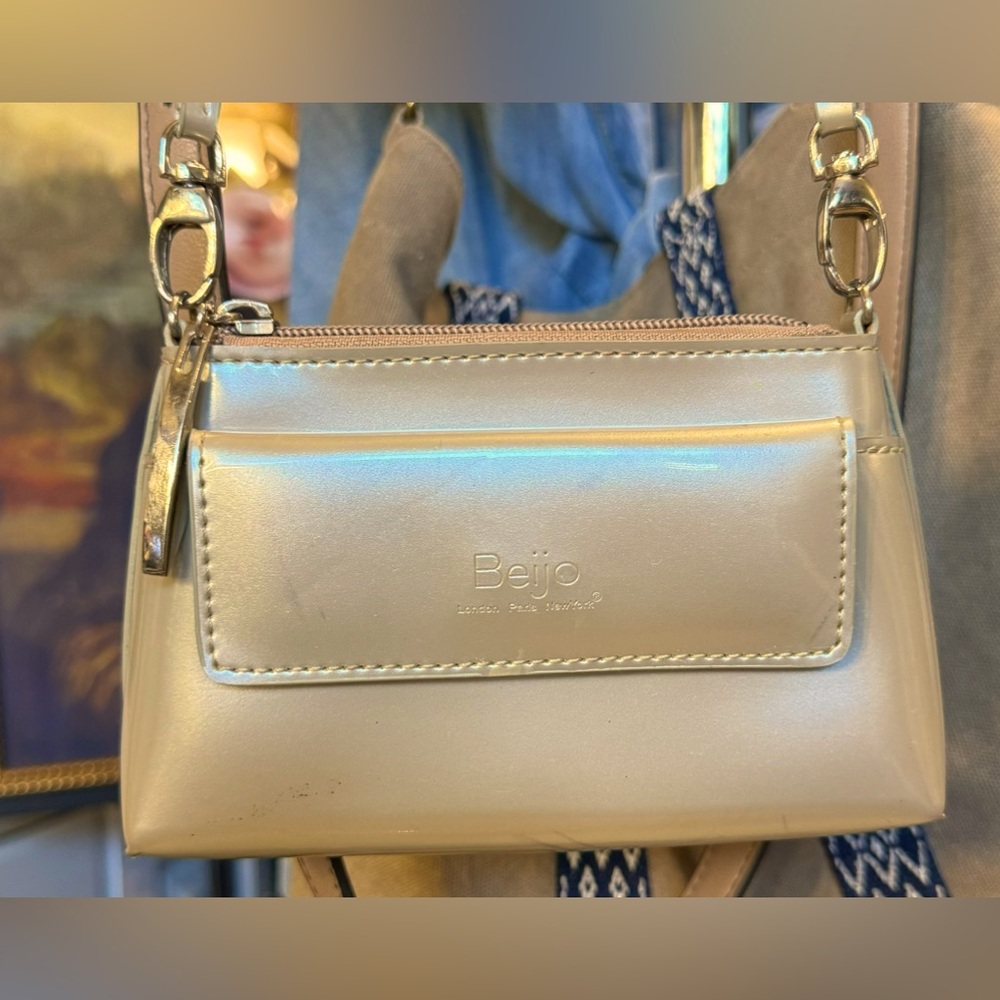 Beijo mini crossbody with handle strap